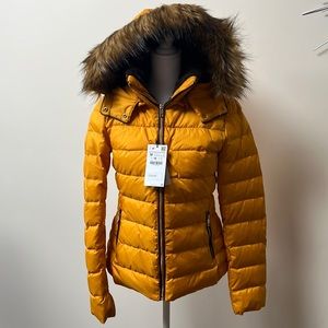 Zara mustard puffer jacket with brown lining